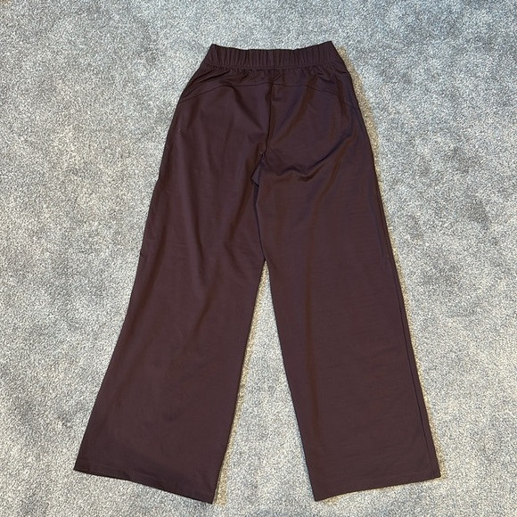 Women’s ON PowerSoft Trousers - Picture 3 of 3